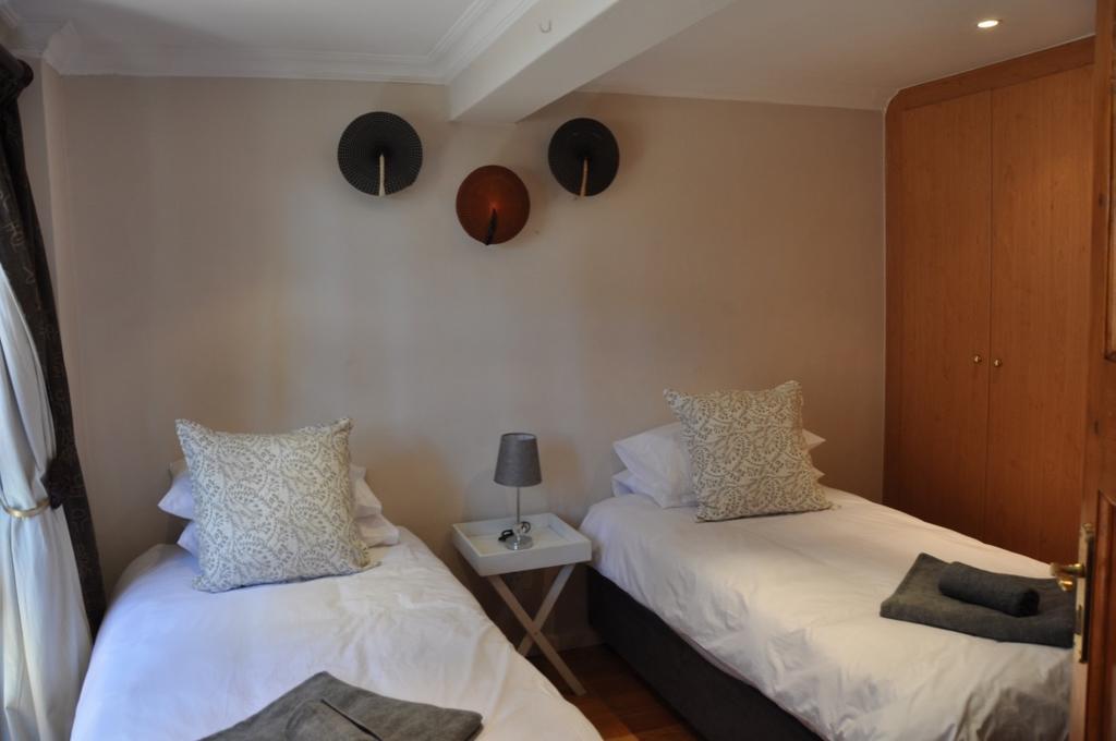 Fever Tree Manor Hartbeespoort Extérieur photo